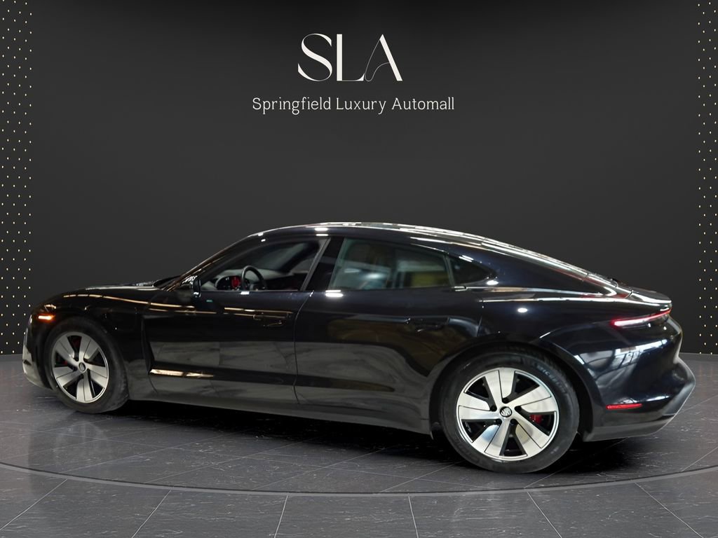 Used 2020 Porsche Taycan 4S image 10