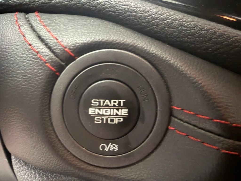 Used 2025 Dodge Durango GT AWD/4WD image 17