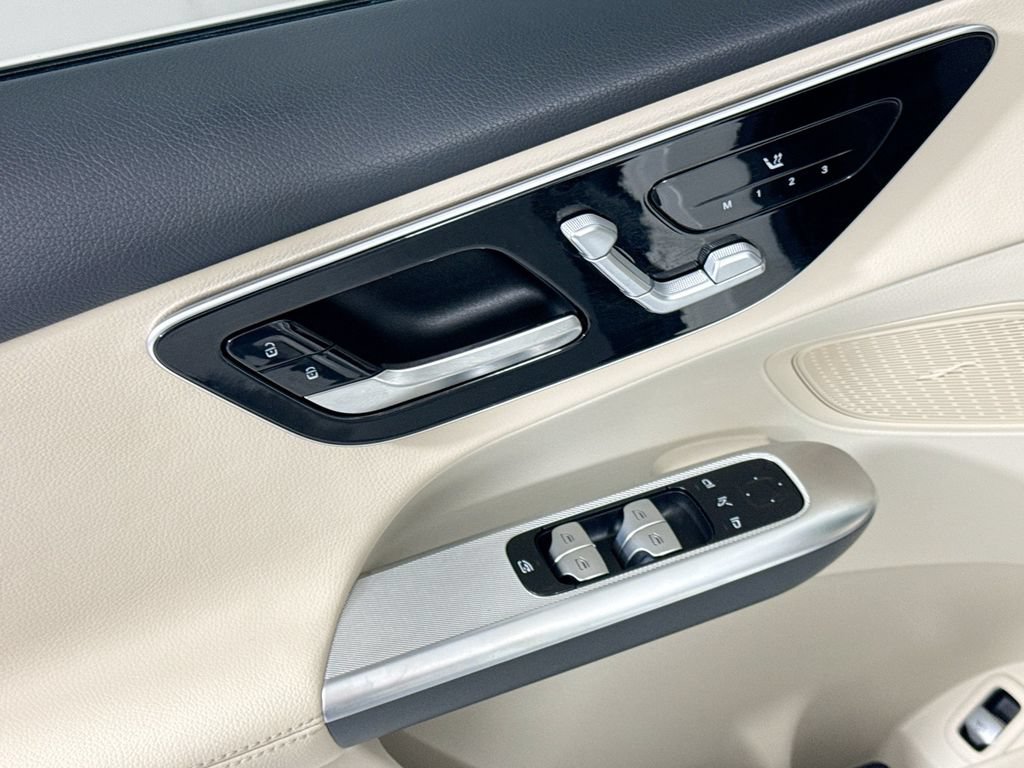 Certified 2026 Mercedes-Benz GLC 300 4MATIC image 23