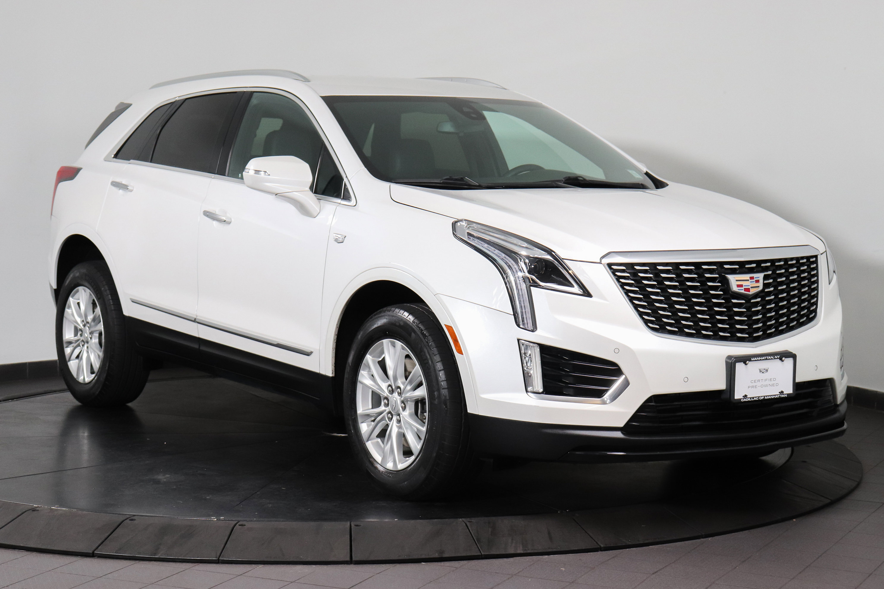 Used 2022 Cadillac XT5 Luxury AWD/4WD image 7