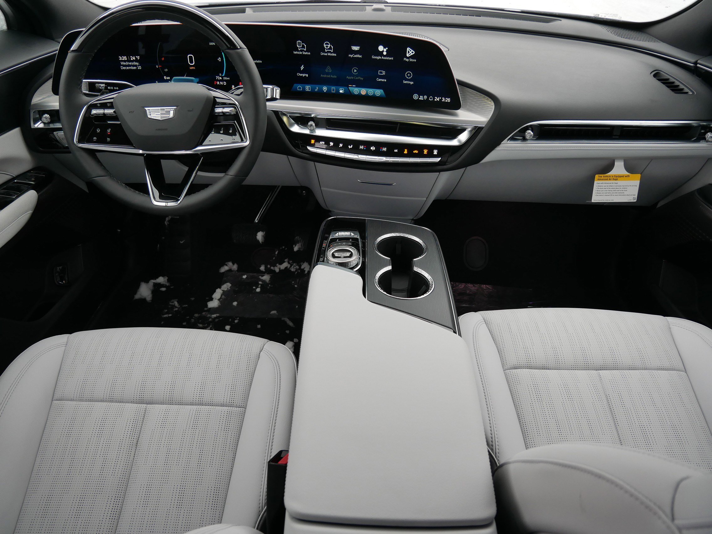 New 2026 Cadillac Lyriq Luxury image 8