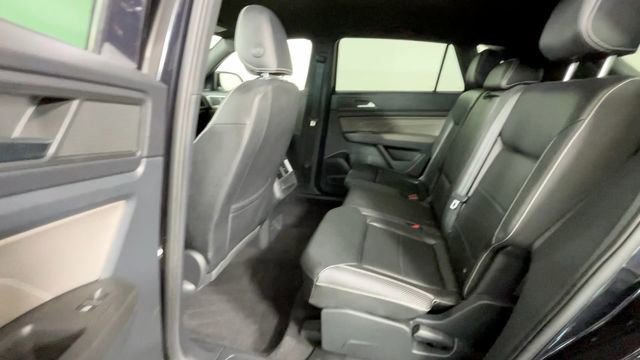 Used 2022 Volkswagen Atlas Cross Sport SE FWD image 16