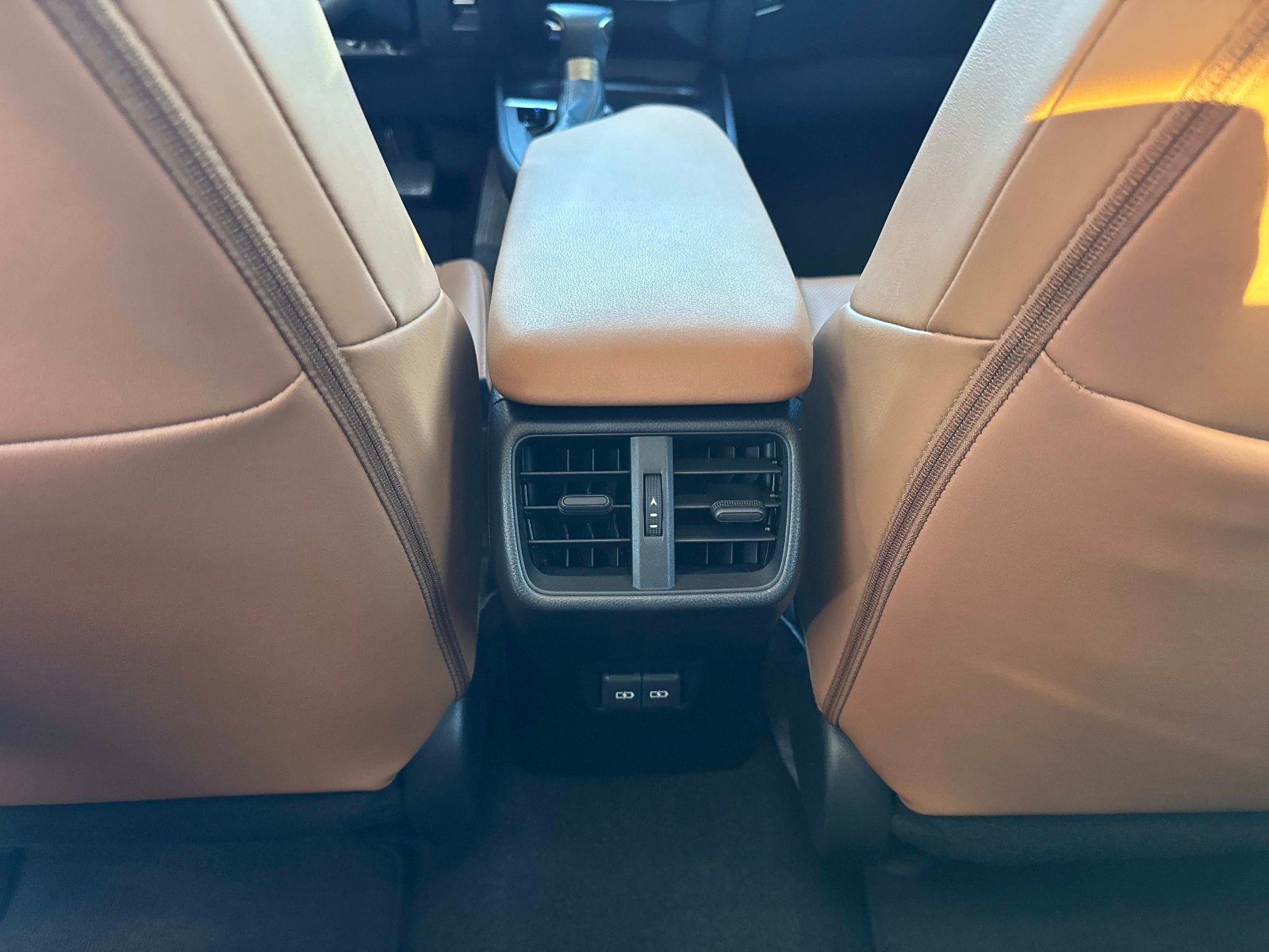 Used 2021 Lexus UX 250h w/ Premium Package image 17