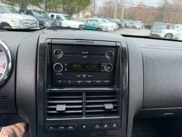 Used 2009 Ford Explorer Sport Trac Limited image 26