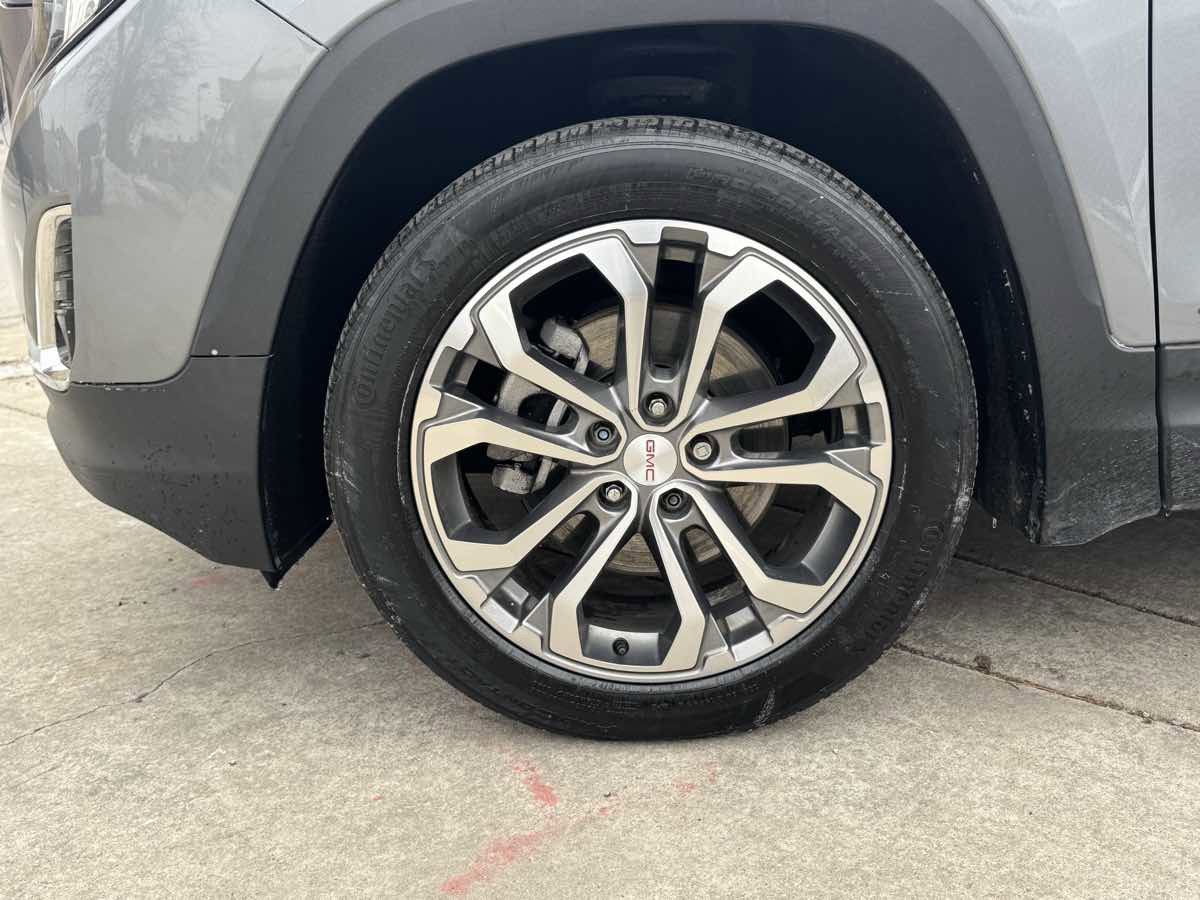 Used 2019 GMC Terrain SLT w/ Preferred Package image 9