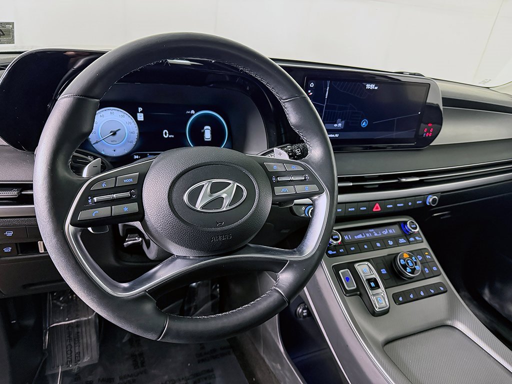 Used 2023 Hyundai Palisade SEL w/ Premium Package image 29