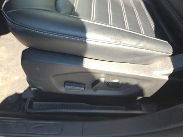 Used 2023 Ford Edge SEL w/ Convenience Package AWD/4WD image 12