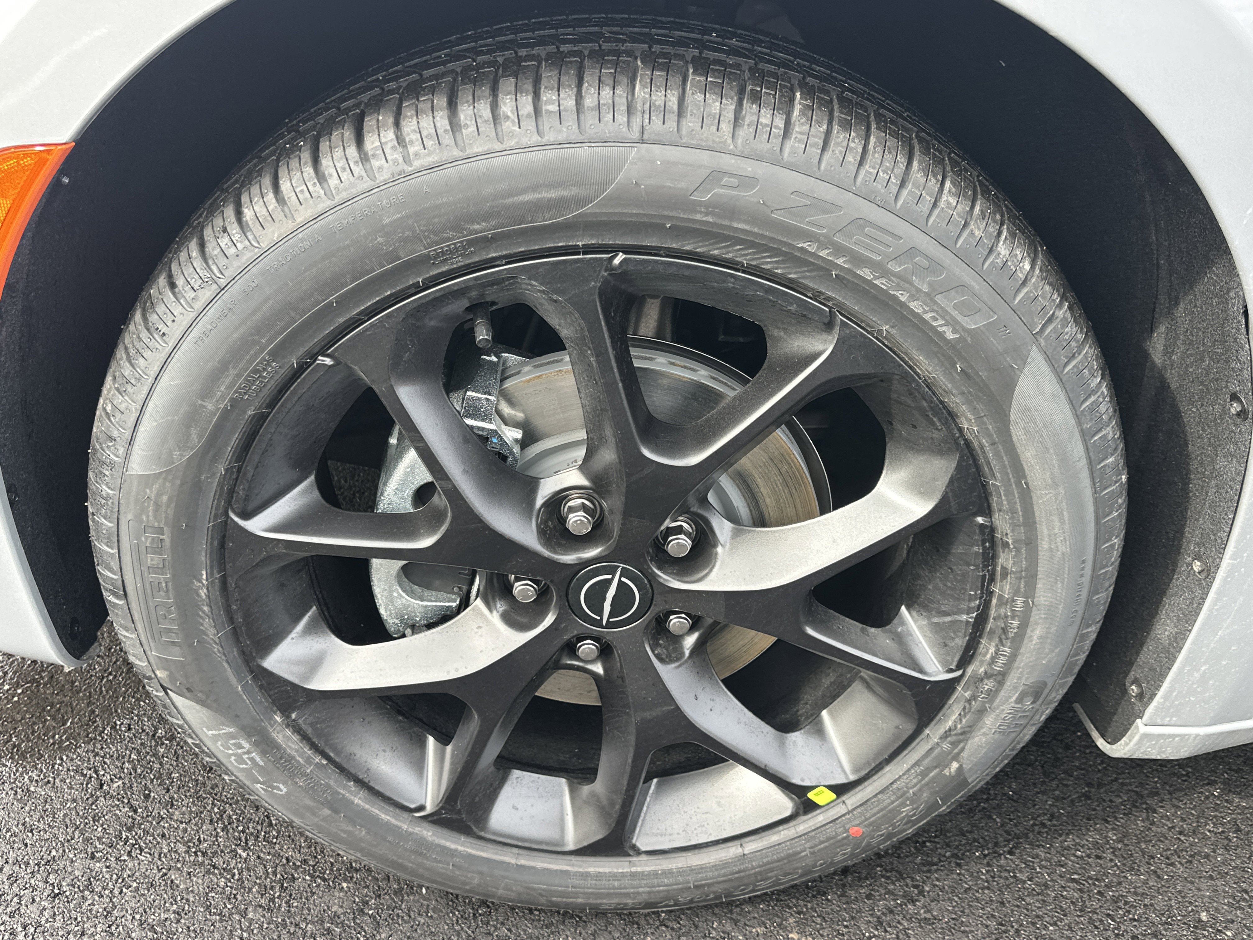 New 2026 Chrysler Pacifica Limited w/ S Appearance Package FWD image 33
