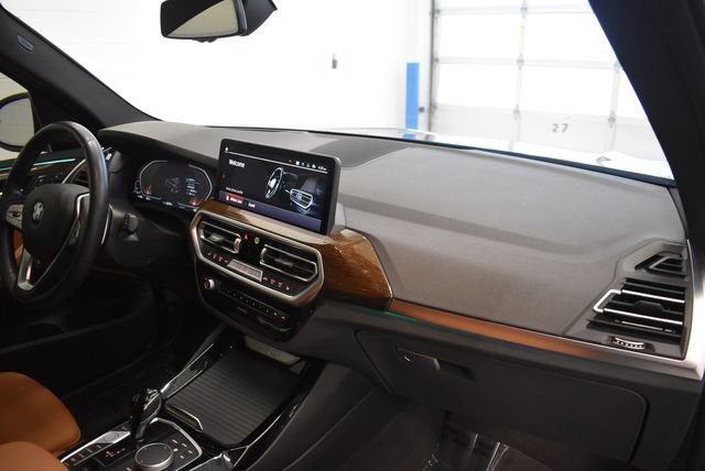 Used 2024 BMW X3 xDrive30i w/ Premium Package w/ZPA AWD/4WD image 18
