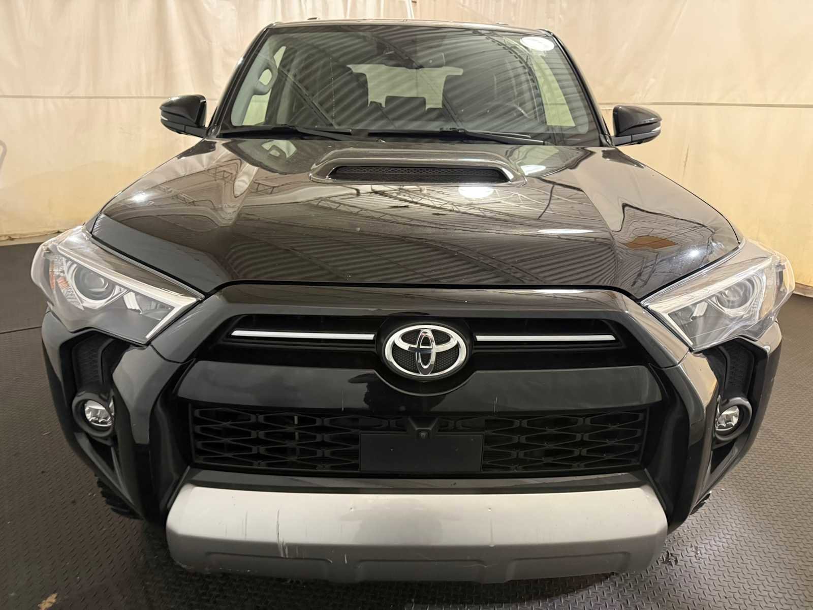 Certified 2022 Toyota 4Runner TRD Off-Road Premium w/ 4Runner Bronze Package (TMS) AWD/4WD image 3