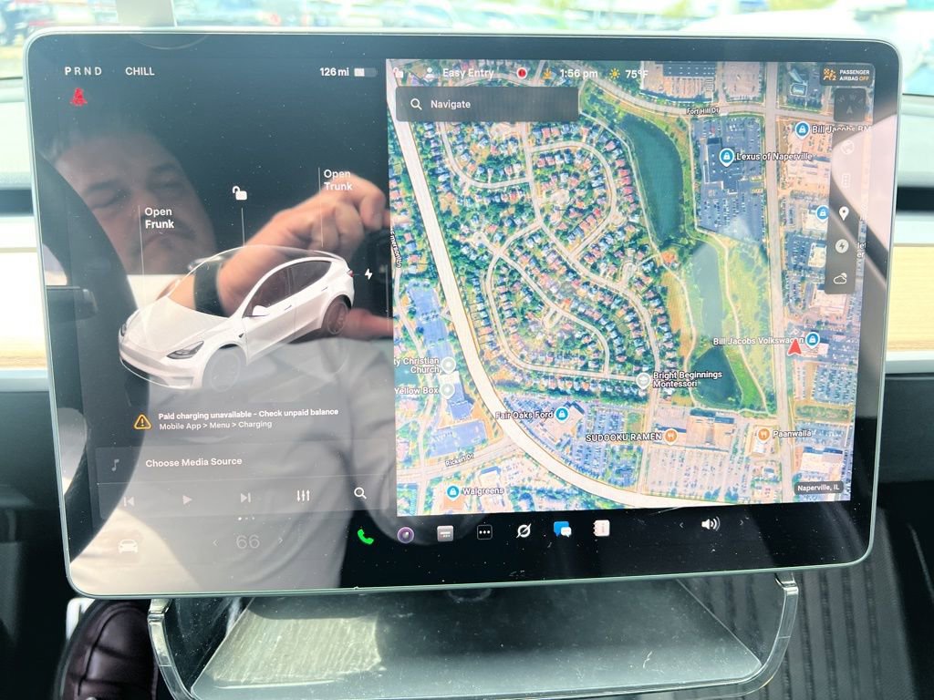 Used 2023 Tesla Model Y Performance AWD/4WD image 29