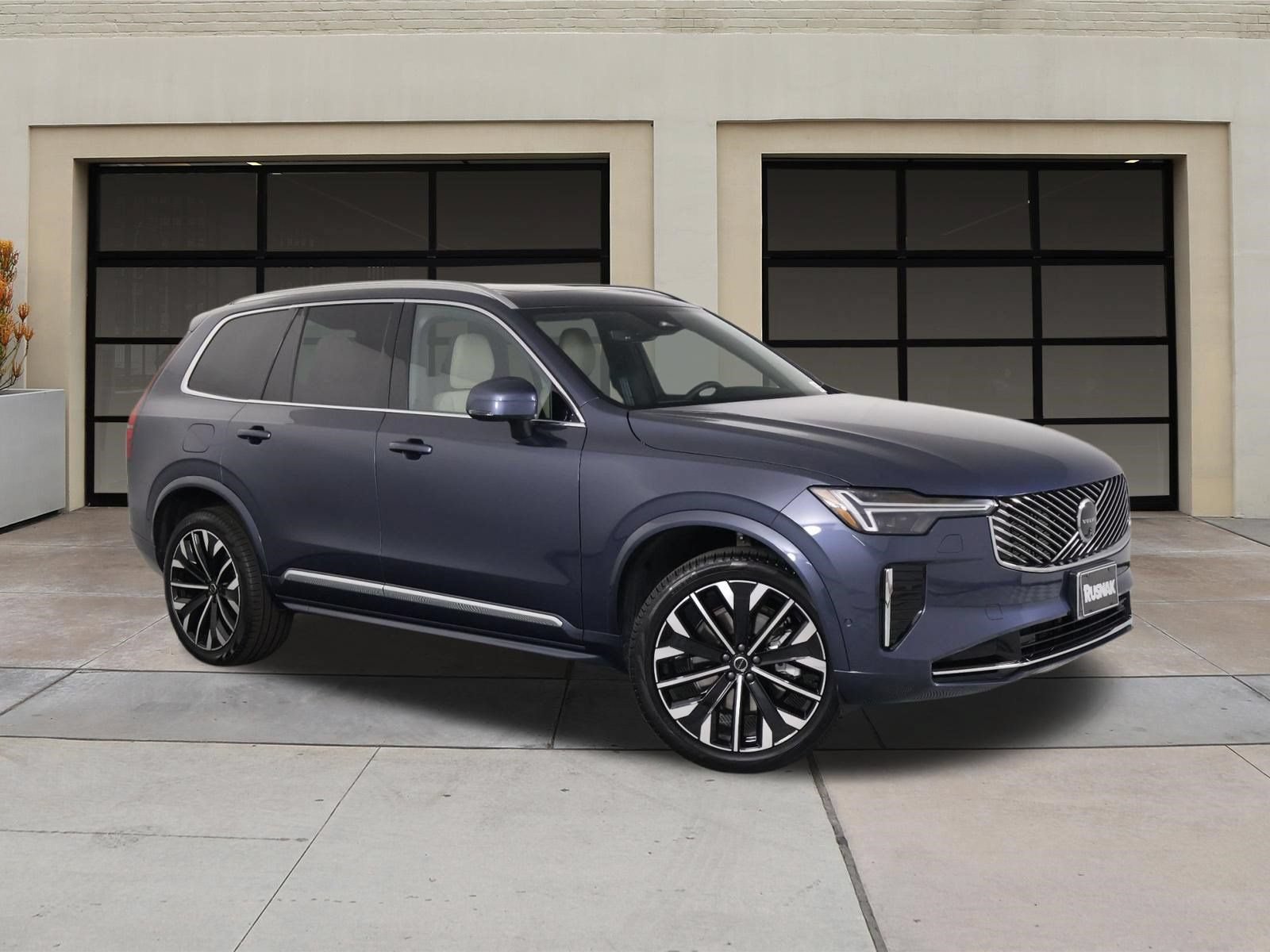Certified 2026 Volvo XC90 B6 Plus w/ Protection Package AWD/4WD image 34
