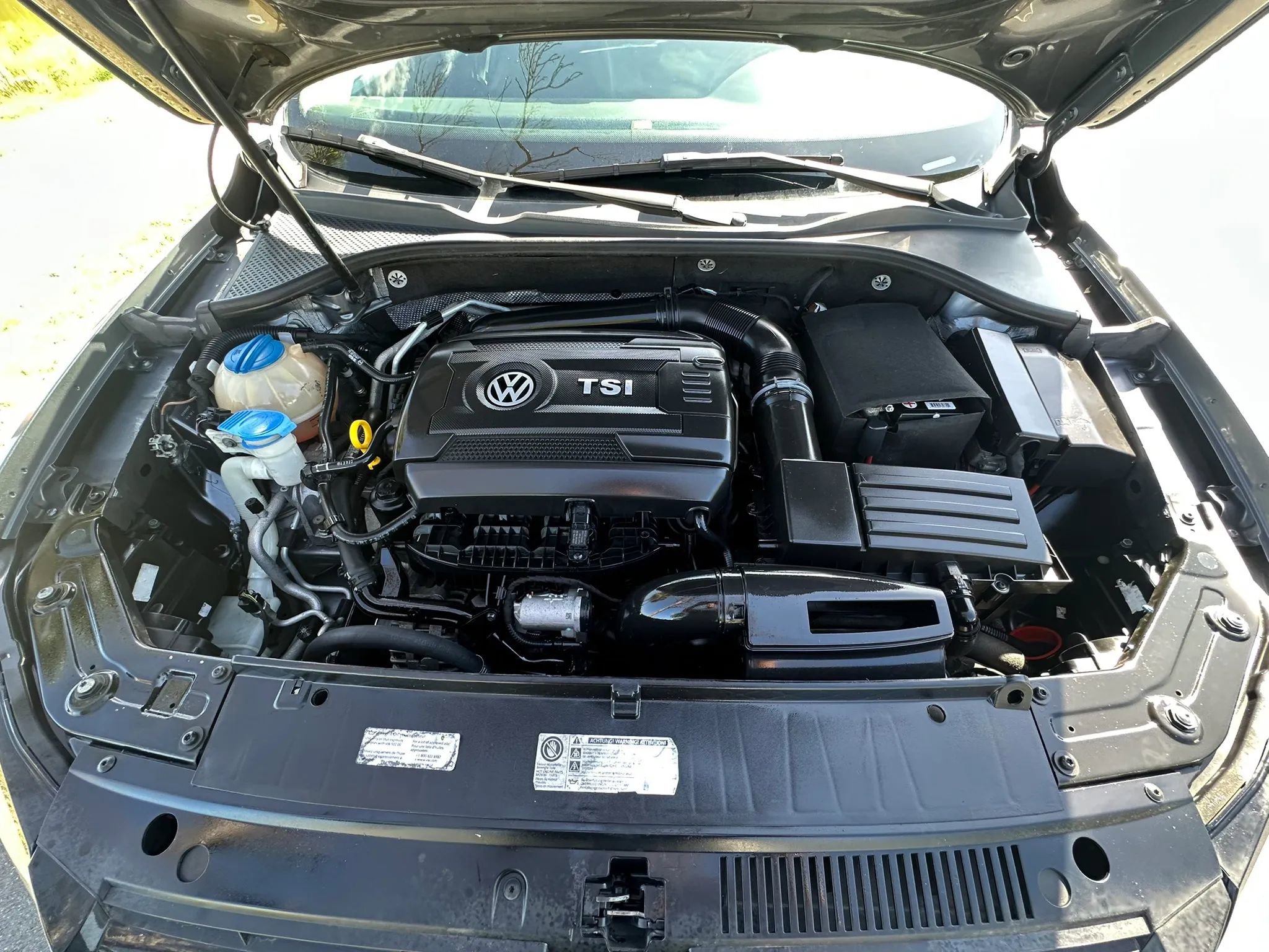 Used 2014 Volkswagen Passat 1.8T Wolfsburg Edition image 33