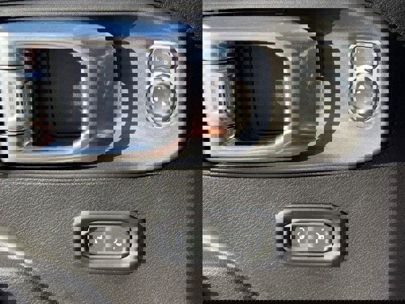 Used 2024 Jeep Wrangler Willys image 23