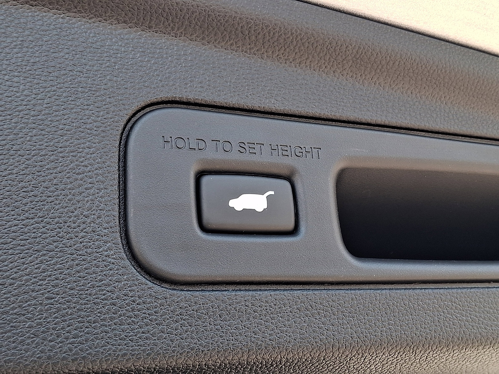 Certified 2025 Acura MDX A-Spec image 30