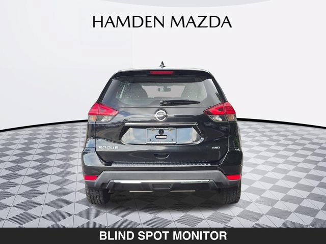 Used 2017 Nissan Rogue S AWD/4WD image 4