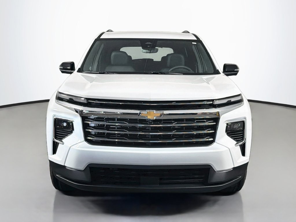 New 2027 Chevrolet Traverse LT w/ Driver Confidence Package AWD/4WD image 2