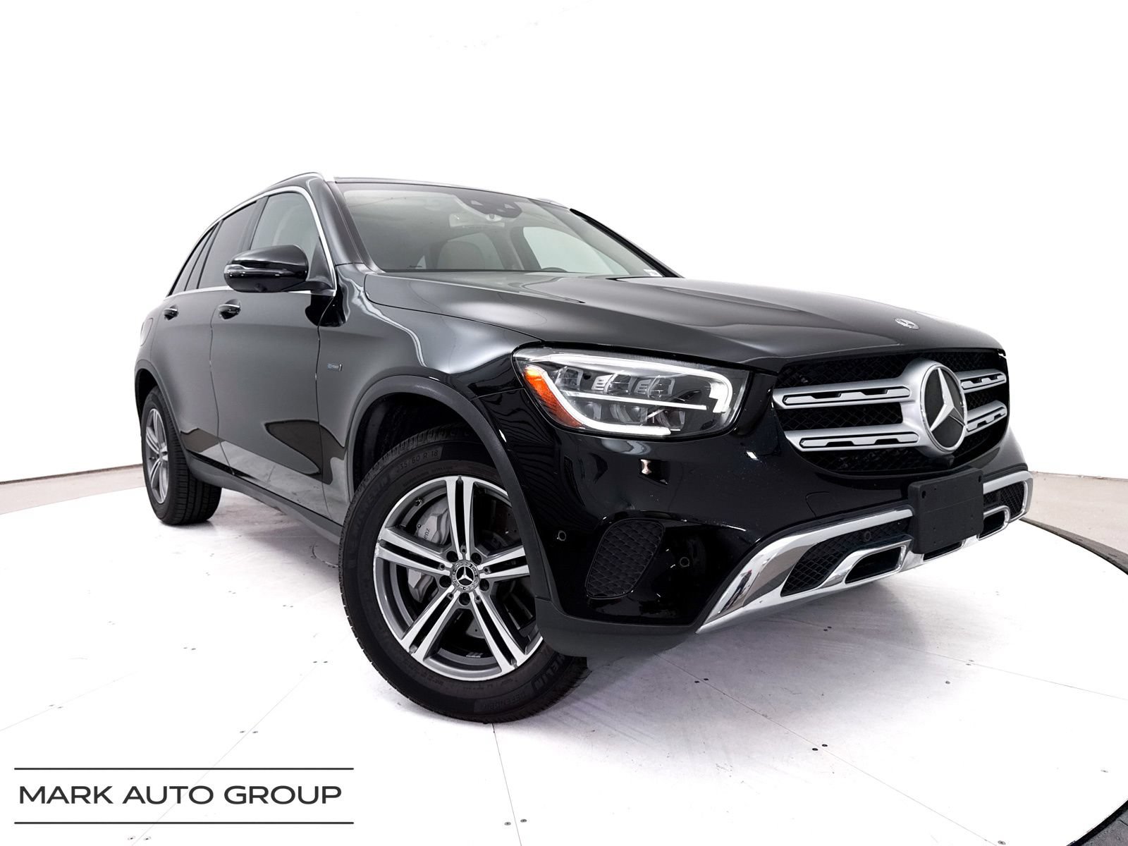 Used 2020 Mercedes-Benz GLC 350e 4MATIC image 1