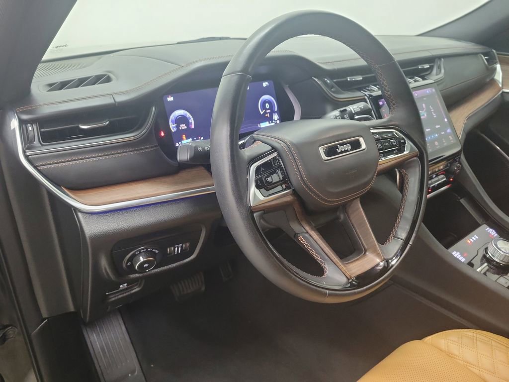 Used 2023 Jeep Grand Cherokee L Summit image 22
