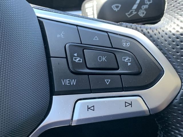 Used 2022 Volkswagen Atlas SEL R-Line AWD/4WD image 29