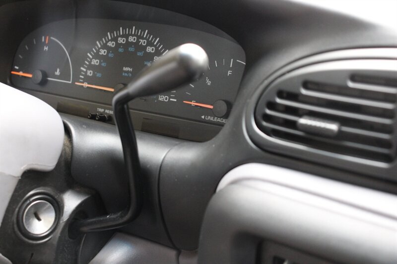 Used 1999 Dodge Caravan image 8