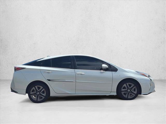 Used 2016 Toyota Prius Four Touring w/ Premium Convenience Package FWD image 4