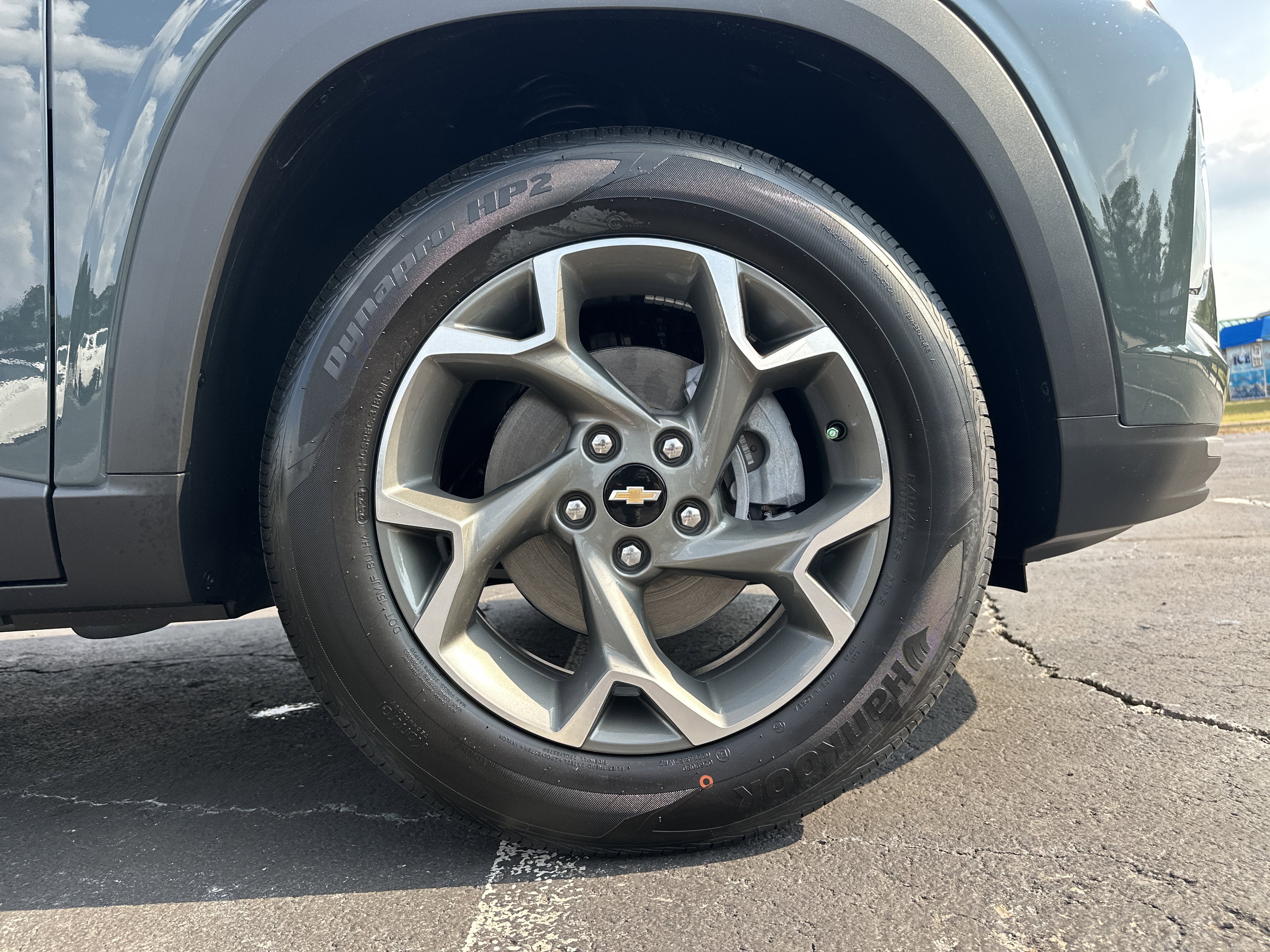 New 2026 Chevrolet Trax LT w/ Driver Confidence Package FWD image 14