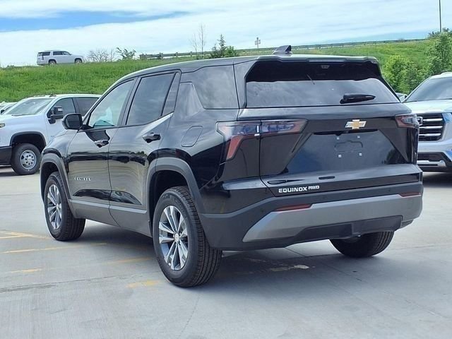 New 2026 Chevrolet Equinox LT w/ Safety and Technology Package AWD/4WD image 5