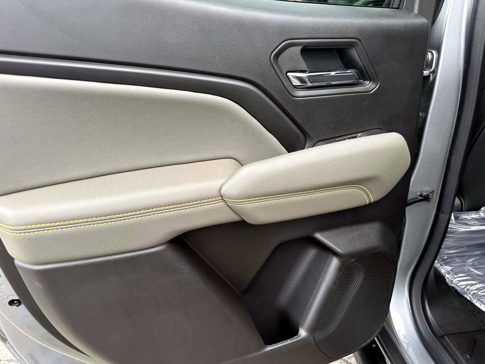 New 2026 Chevrolet Colorado ZR2 w/ Technology Package image 15