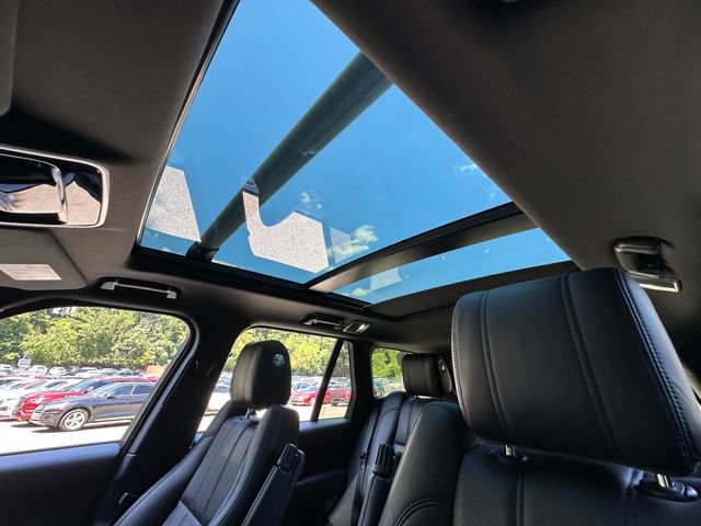 Used 2016 Land Rover Range Rover Supercharged image 32