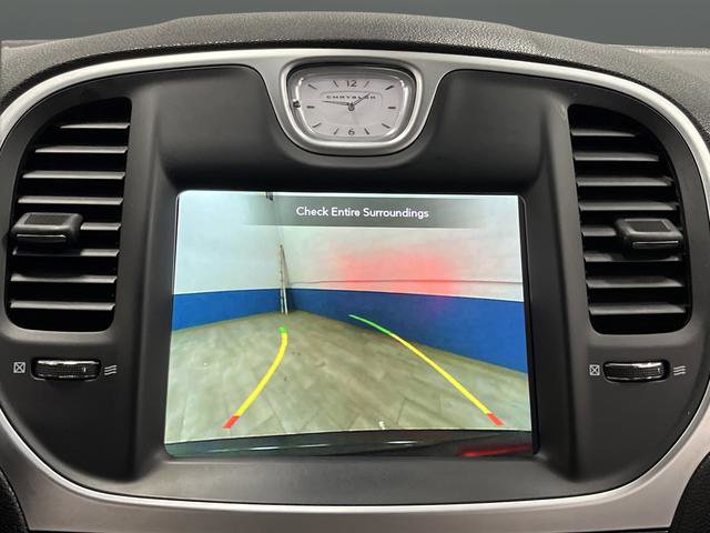 Used 2023 Chrysler 300 Touring w/ Sport Appearance Package image 8