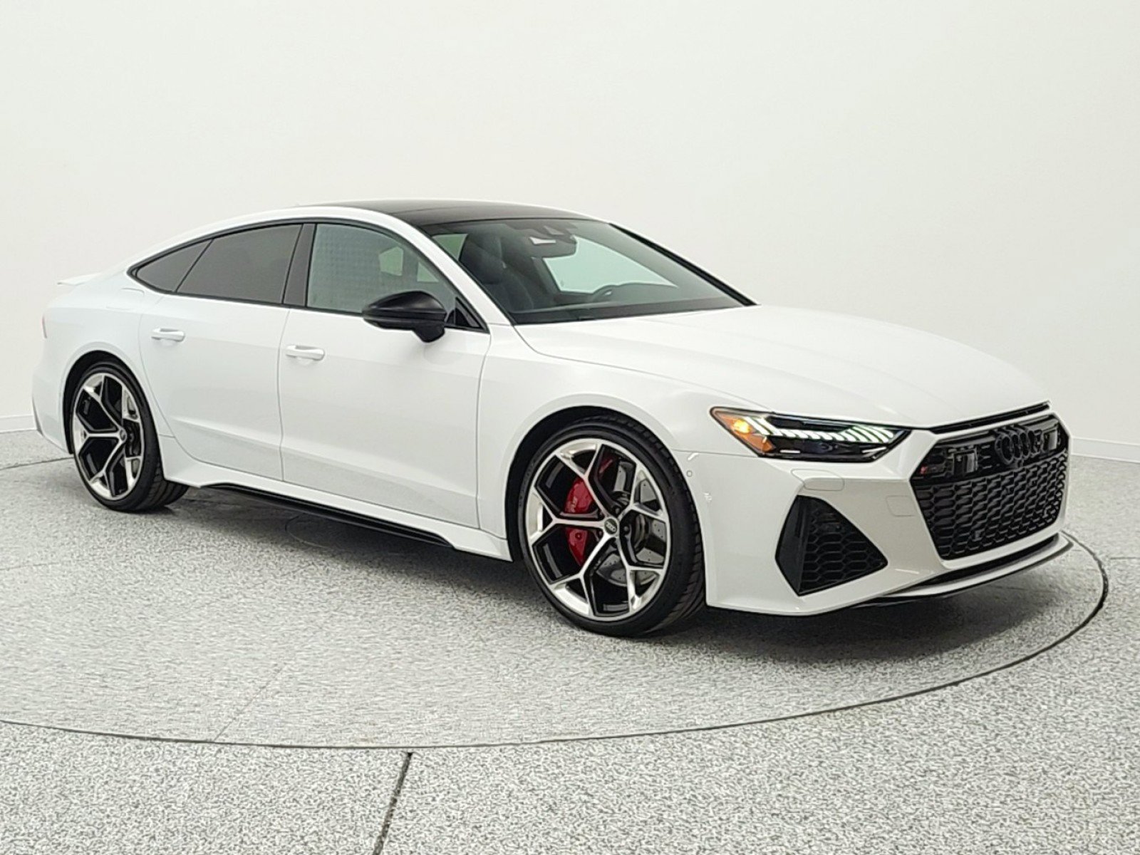 Used 2024 Audi RS 7 Performance AWD/4WD image 3