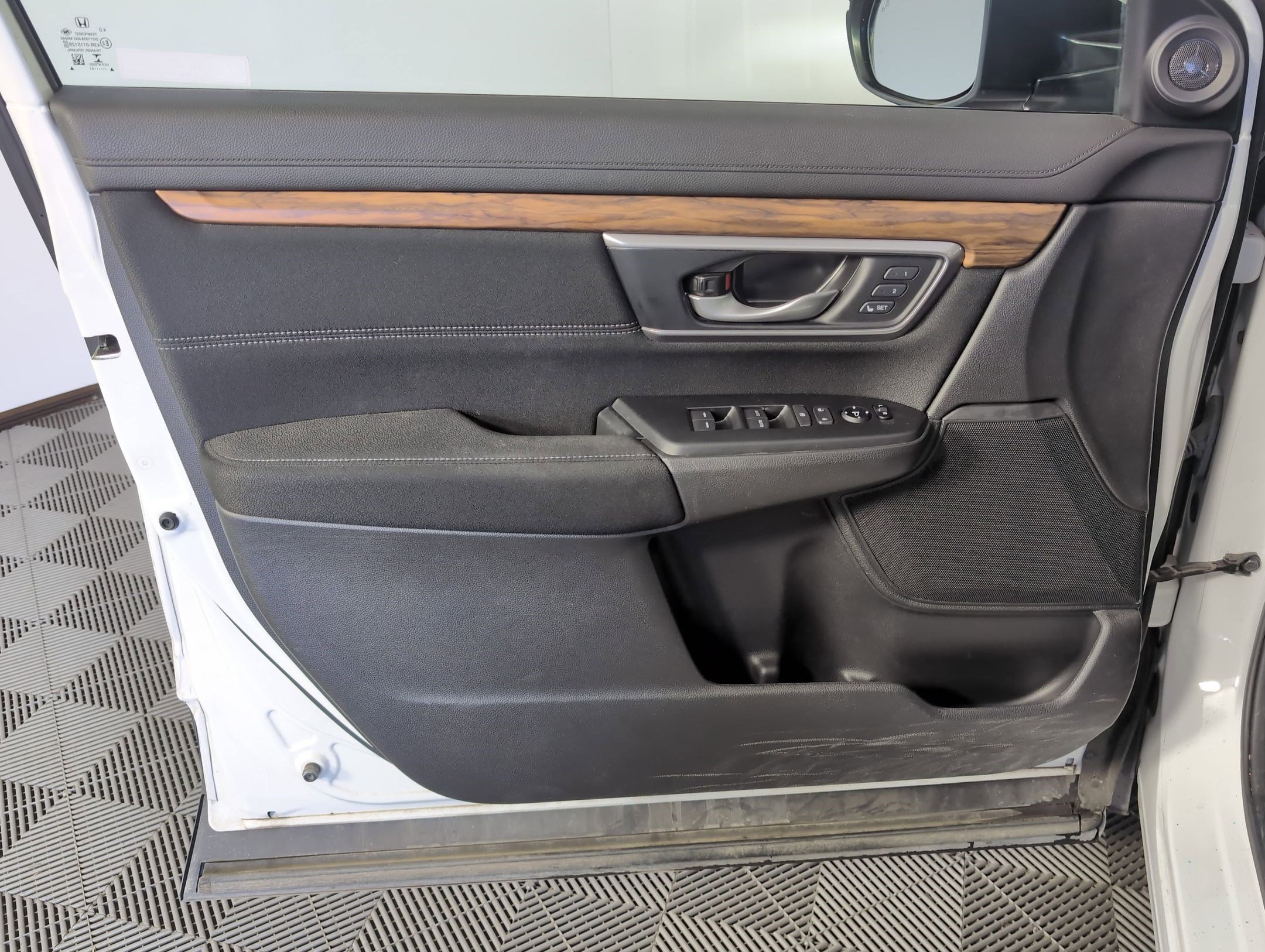 Used 2021 Honda CR-V EX image 16