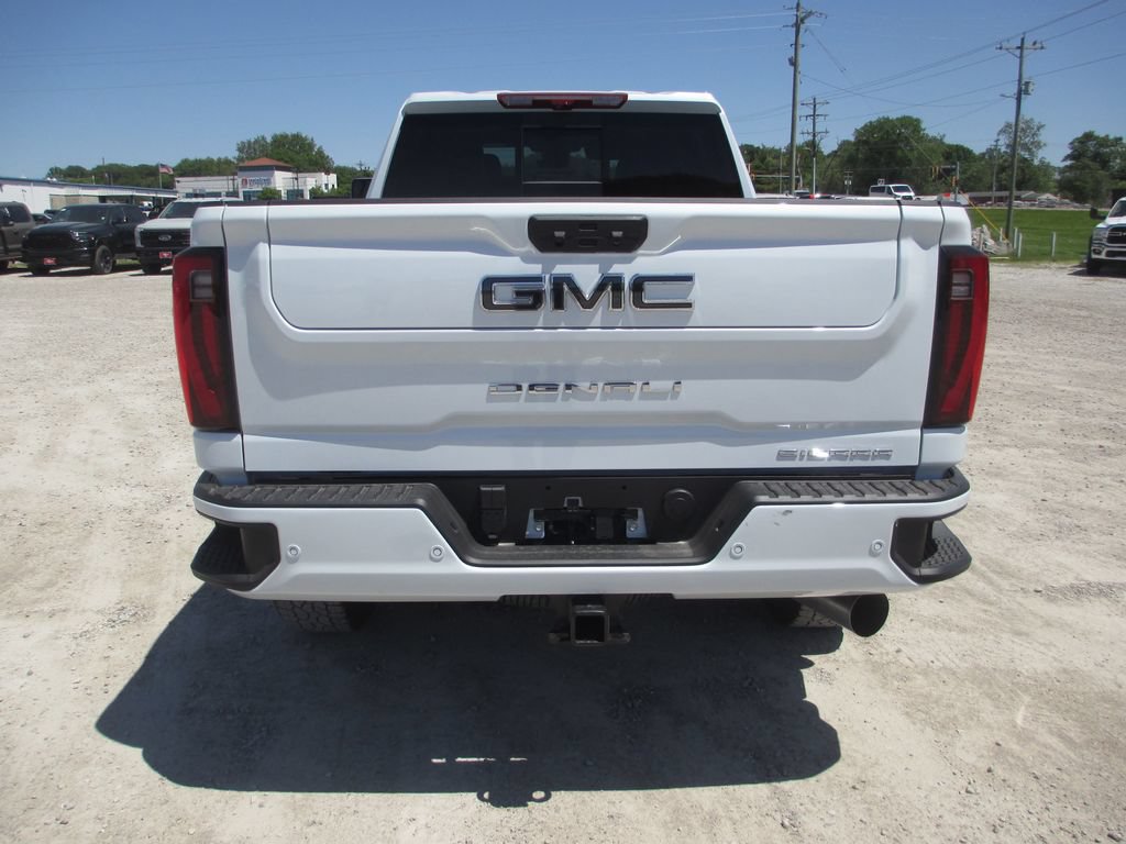New 2026 GMC Sierra 2500 Denali Ultimate AWD/4WD image 6