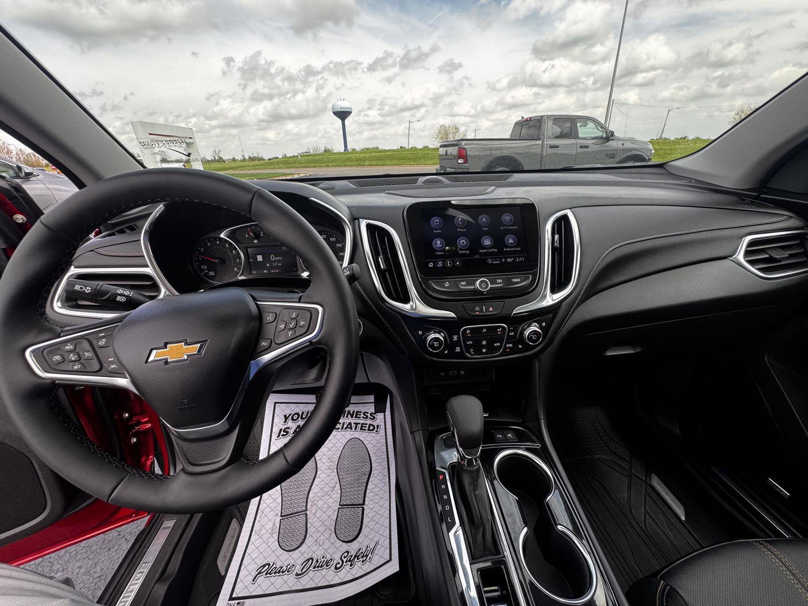 Used 2024 Chevrolet Equinox Premier AWD/4WD image 20