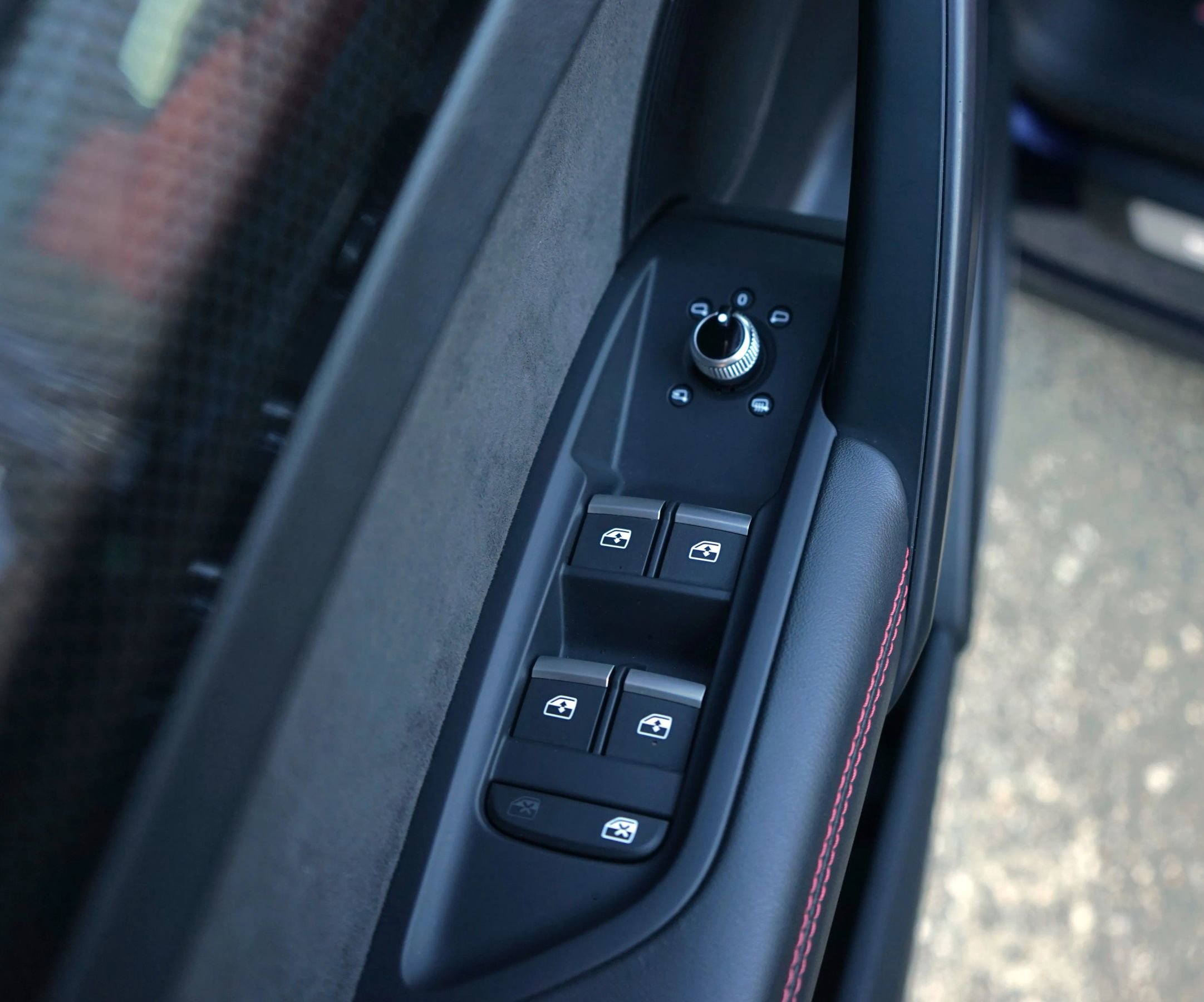 Used 2018 Audi SQ5 Premium Plus w/ S Sport Package image 12