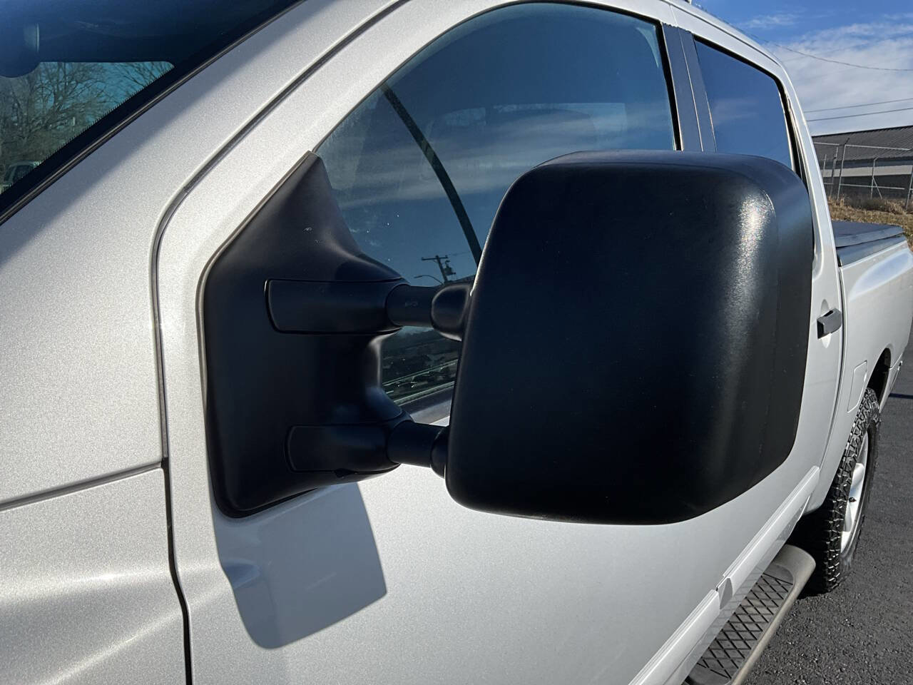 Used 2013 Nissan Titan SV w/ SV Premium Utility Pkg image 46