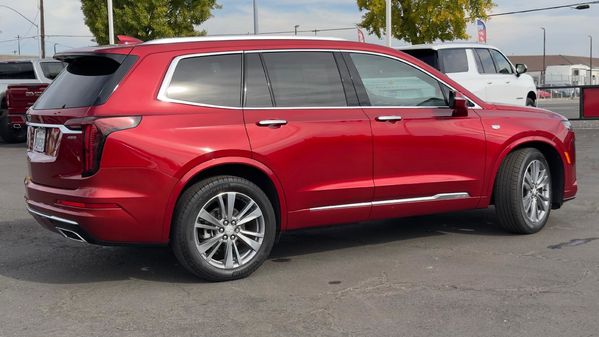 Certified 2024 Cadillac XT6 Premium Luxury image 4