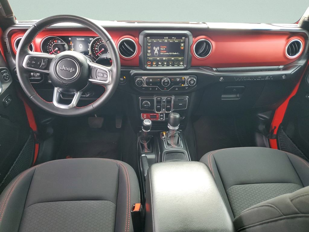 Used 2022 Jeep Wrangler Unlimited Rubicon AWD/4WD image 11