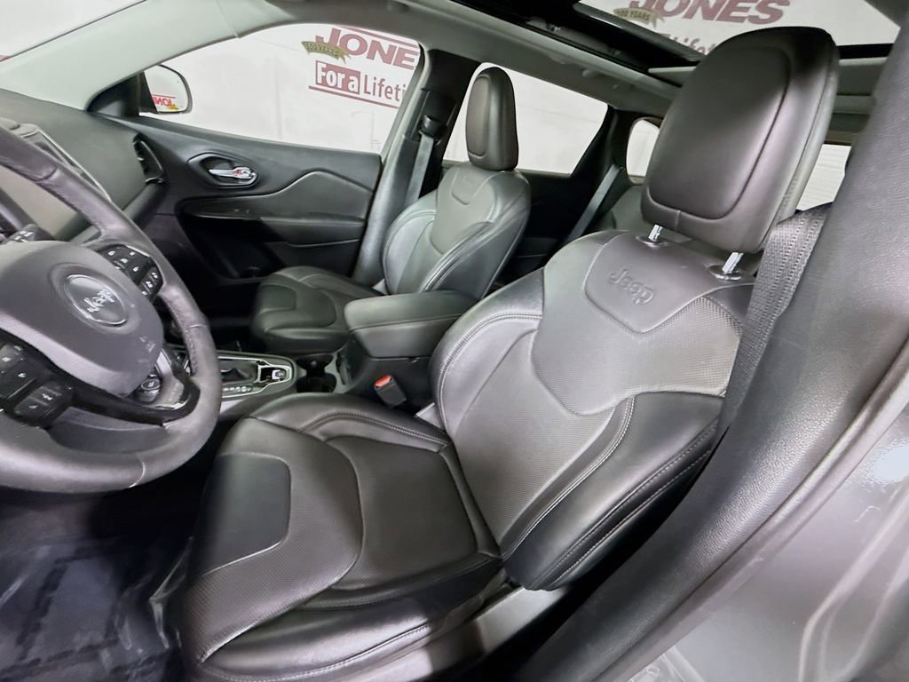 Used 2023 Jeep Cherokee Altitude Lux w/ Lux Elite Package AWD/4WD image 27