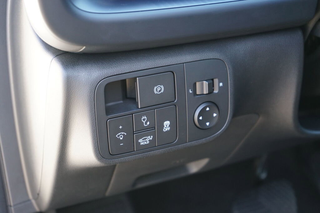 Certified 2024 Hyundai Ioniq 6 SE RWD image 14
