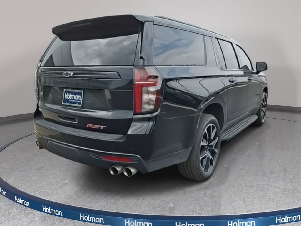 Used 2023 Chevrolet Suburban RST w/ Sport Performance Package AWD/4WD image 5