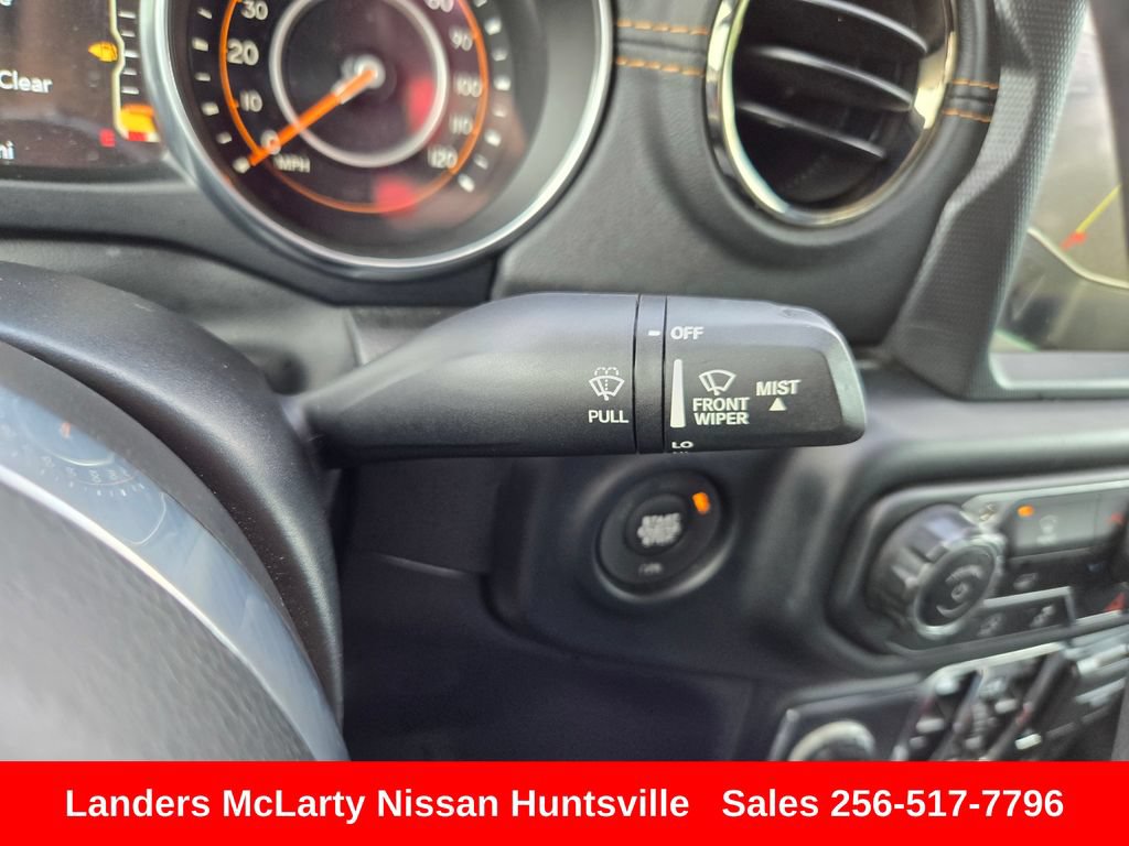Used 2023 Jeep Gladiator Overland AWD/4WD image 23