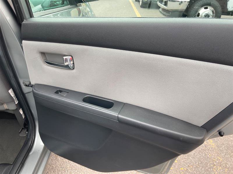 Used 2010 Nissan Sentra 2.0 S w/ Convenience Pkg FWD image 48
