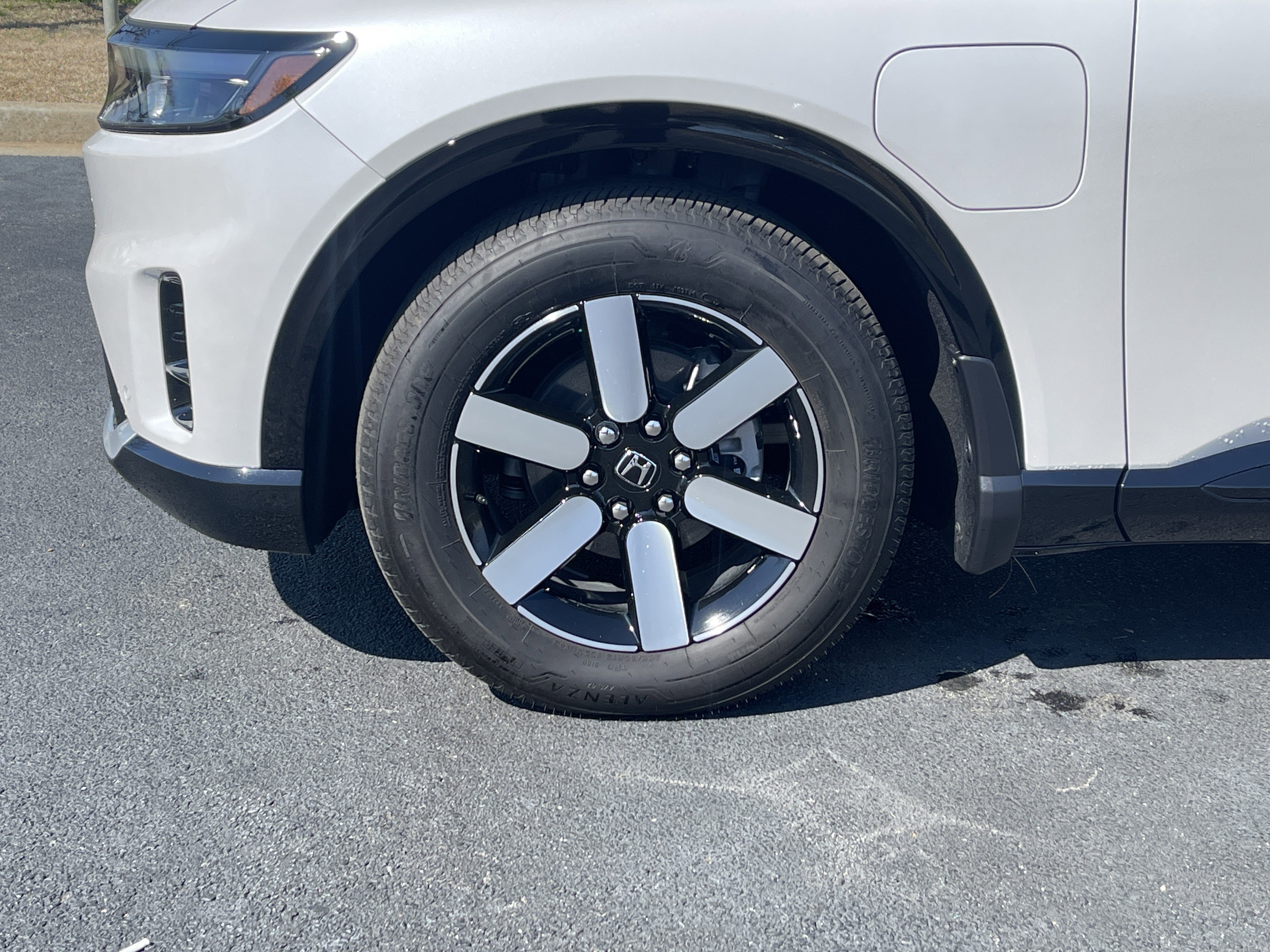 Used 2025 Honda Prologue Touring image 32