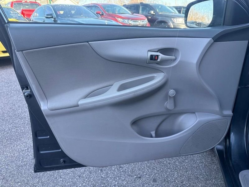 Used 2009 Toyota Corolla image 9