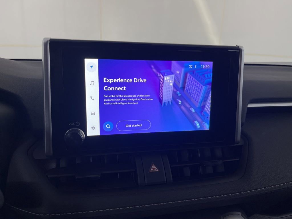 Used 2025 Toyota RAV4 XLE image 66