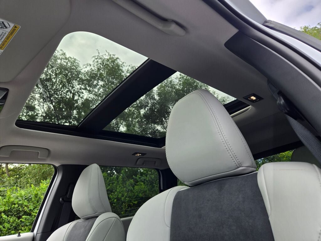 New 2026 Mitsubishi Outlander SE AWD/4WD image 18
