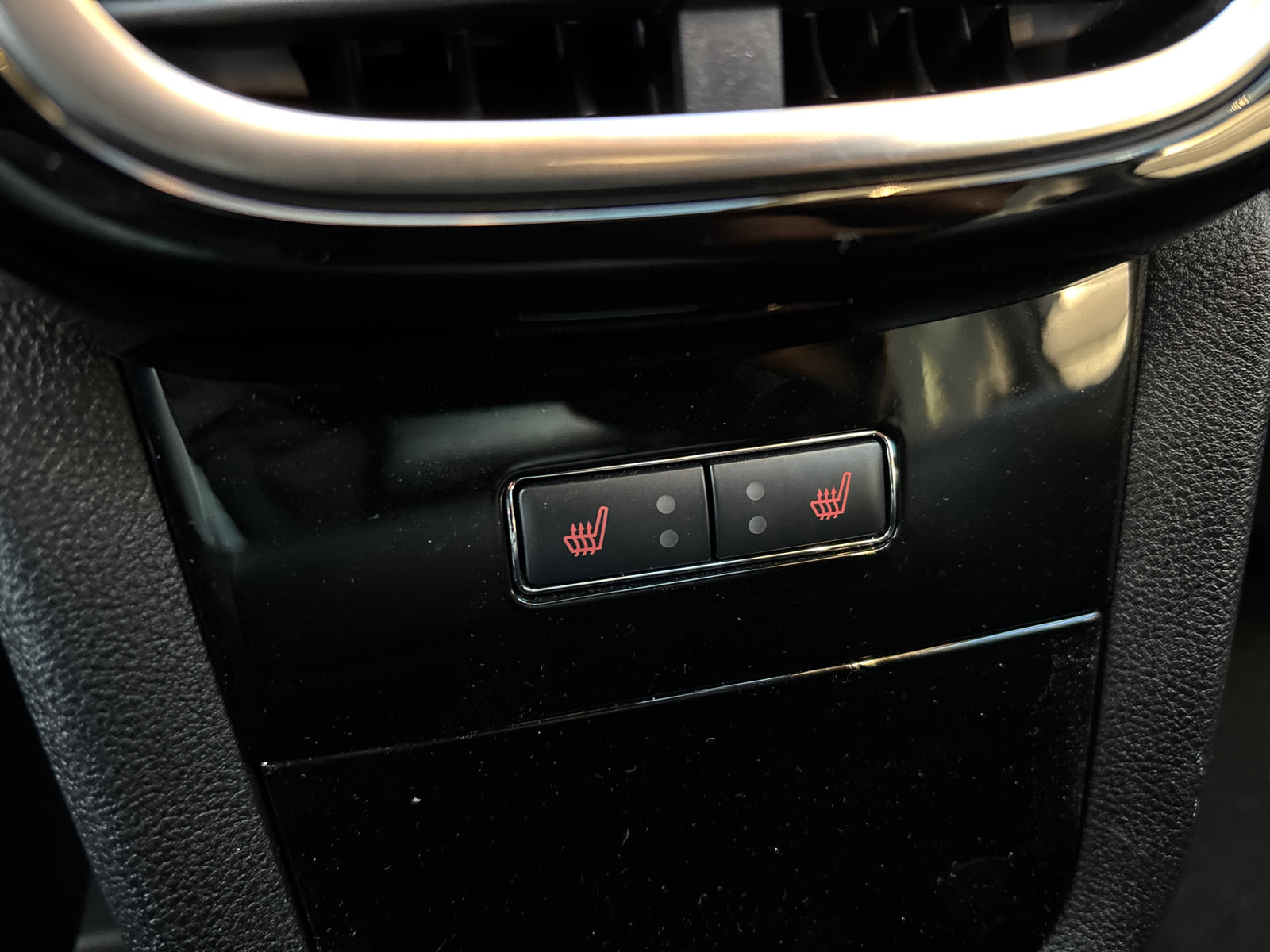 Certified 2023 Lincoln Nautilus Reserve FWD image 31