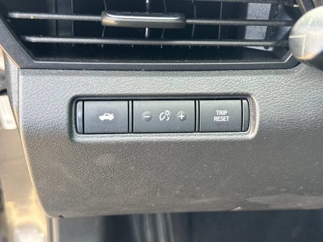 Used 2024 Nissan Altima 2.5 SV FWD image 26